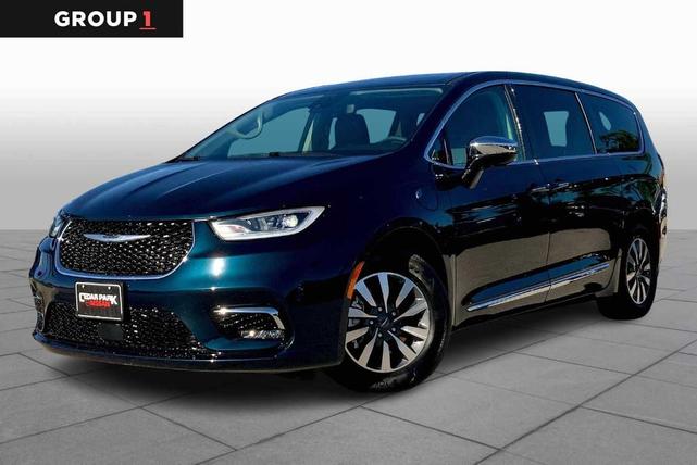 2023 Chrysler Pacifica Hybrid