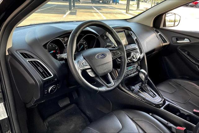 Photo of 2018 Shadow Black Ford Focus
