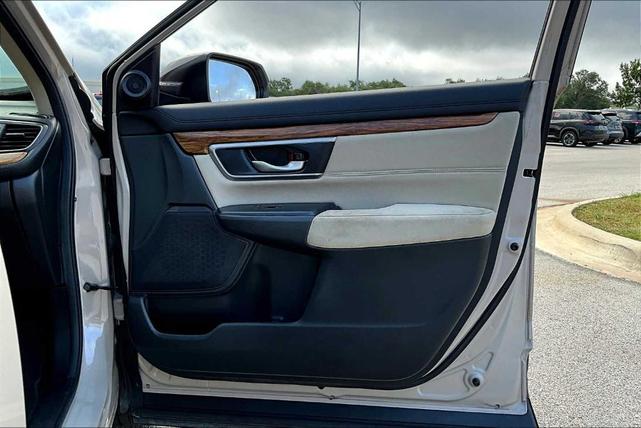 Photo of 2017 Sandstorm Metallic Honda CR-V