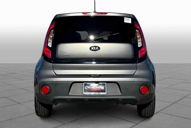Photo of 2018 Titanium Gray Kia Soul