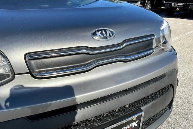 Photo of 2018 Titanium Gray Kia Soul
