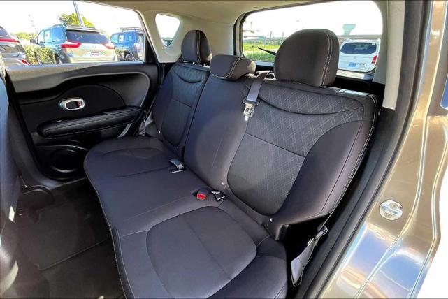 Photo of 2018 Titanium Gray Kia Soul