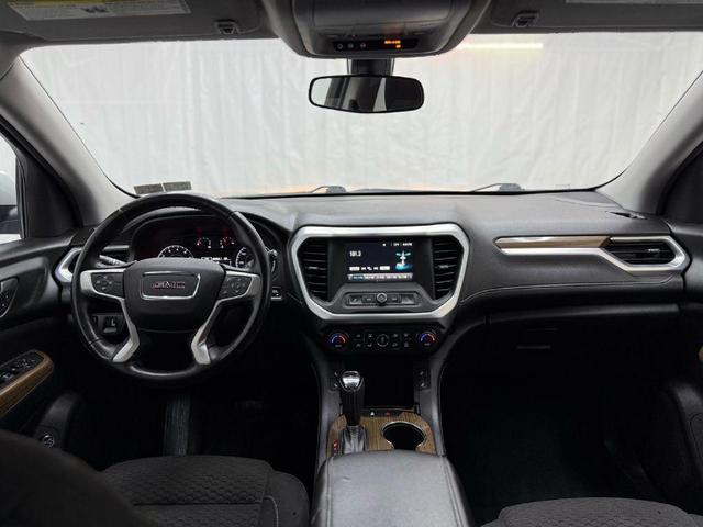 Photo of 2018 Silver GMC Acadia