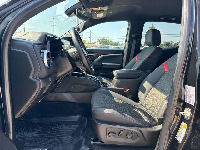 Photo of 2023 Black Chevrolet Colorado