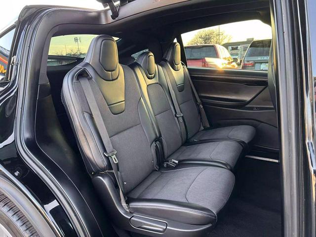 Photo of 2017 Black Tesla Model X