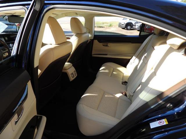 Photo of 2017 Nightfall Mica Lexus ES 350