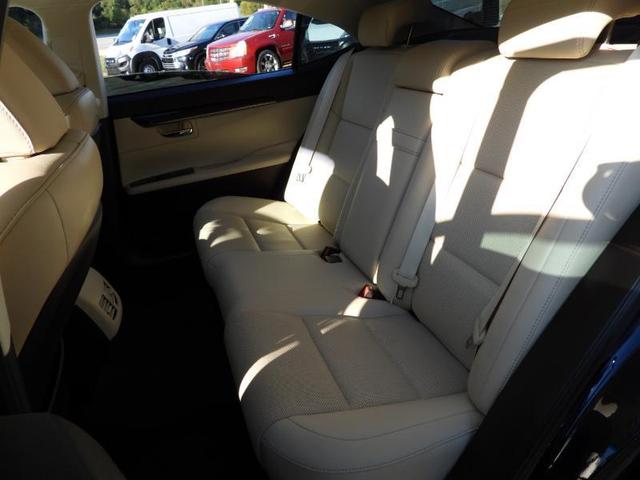 Photo of 2017 Nightfall Mica Lexus ES 350