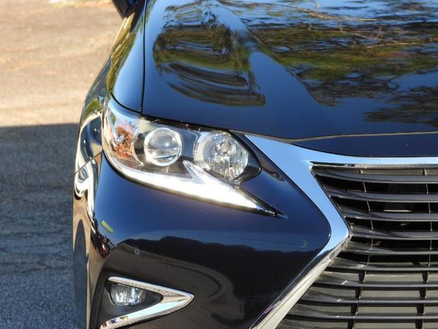 Photo of 2017 Nightfall Mica Lexus ES 350