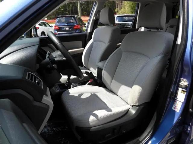 Photo of 2017 Quartz Blue Pearl Subaru Forester