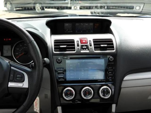 Photo of 2017 Quartz Blue Pearl Subaru Forester