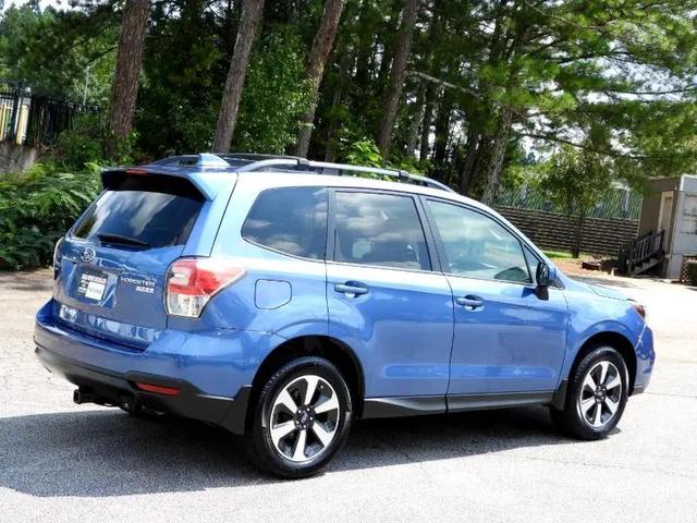 Photo of 2017 Quartz Blue Pearl Subaru Forester