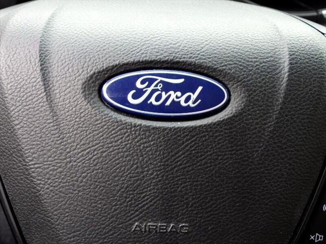 Photo of 2018 Shadow Black Ford Edge