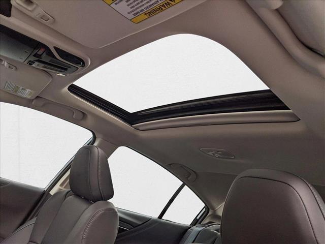 Photo of 2025 Ice Silver Metallic Subaru Legacy