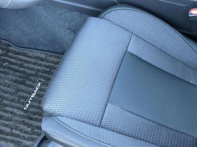 Photo of 2025 Ice Silver Metallic Subaru Outback
