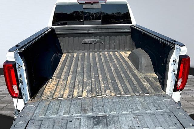 Photo of 2019 Summit White GMC Sierra 1500