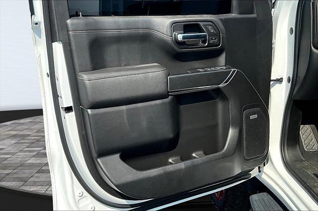 Photo of 2019 Summit White GMC Sierra 1500