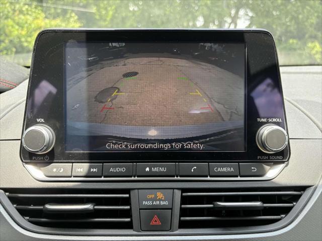 Photo of 2024 Gray Sky Pearl Nissan Altima