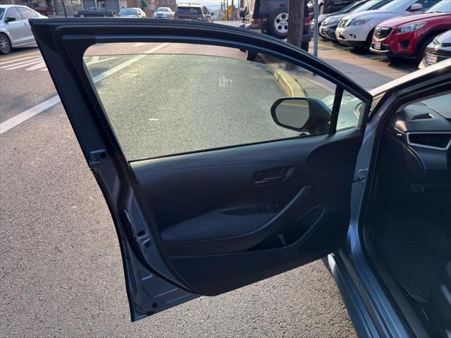 Photo of 2023 Gray Toyota Corolla