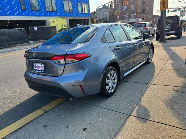 Photo of 2023 Gray Toyota Corolla