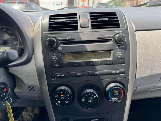Photo of 2010 Blue Toyota Corolla