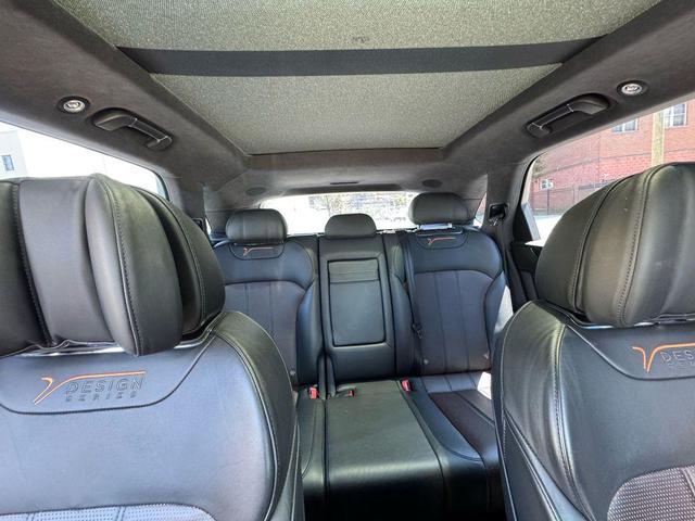 Photo of 2020 Black Bentley Bentayga
