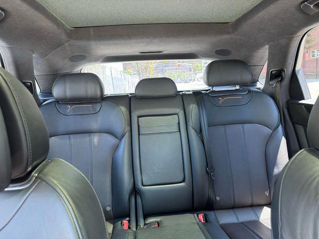 Photo of 2020 Black Bentley Bentayga