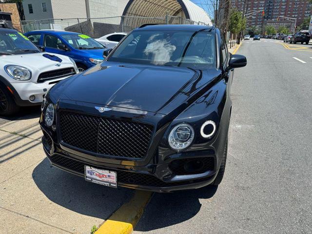 Photo of 2020 Black Bentley Bentayga