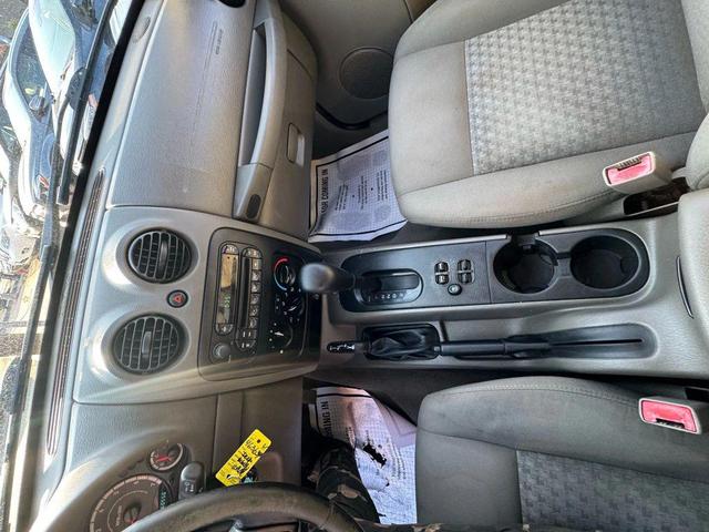 Photo of 2006 Black Jeep Liberty