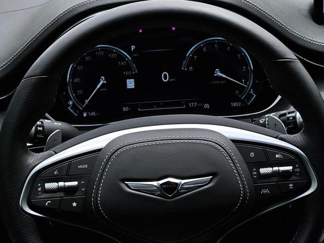 Photo of 2025 Vik Black Genesis GV70