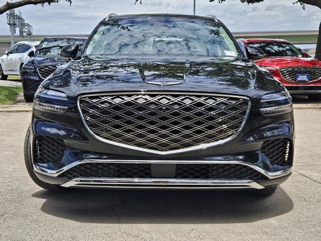 Photo of 2026 Vik Black Genesis GV70