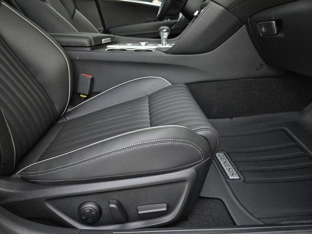 Photo of 2026 Alta White Genesis G70