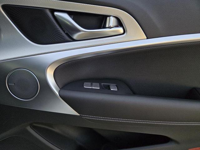 Photo of 2026 Alta White Genesis G70