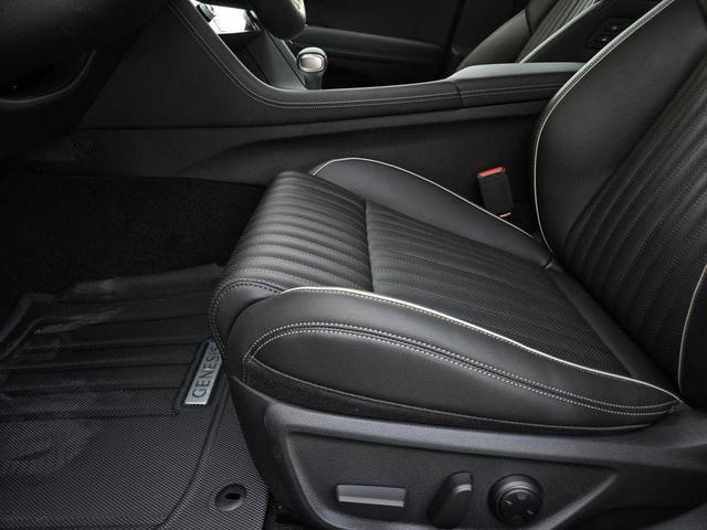 Photo of 2026 Alta White Genesis G70