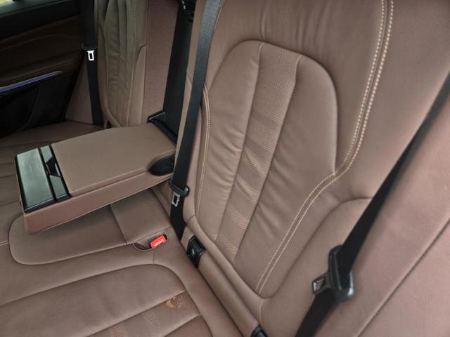 Photo of 2020 Alpine White BMW X5