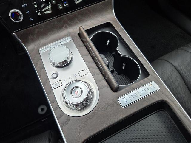Photo of 2025 Savile Silver Genesis G80
