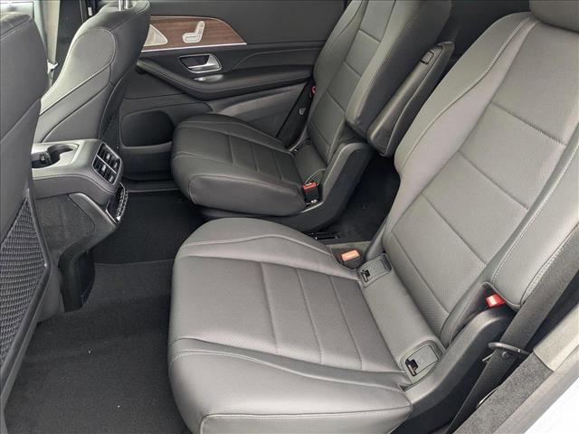 Photo of 2025 Cirrus Silver Metallic Mercedes-Benz GLS 450