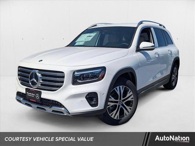 Photo of 2025 Polar White Mercedes-Benz GLB 250