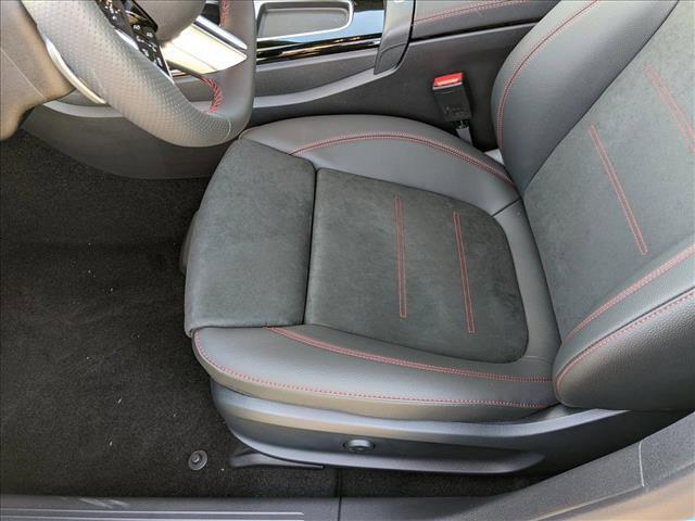 Photo of 2025 MANUFAKTUR Hyper Blue Metallic Mercedes-Benz CLA 250