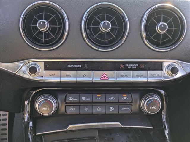Photo of 2022 Snow White Pearl Kia Stinger