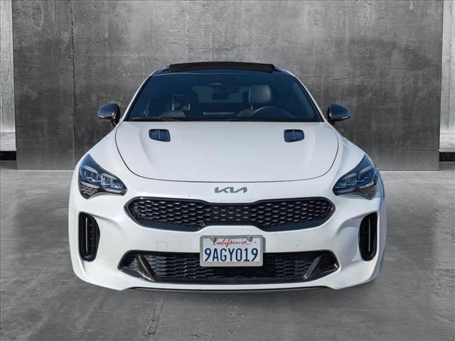 Photo of 2022 Snow White Pearl Kia Stinger