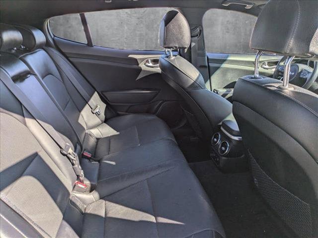 Photo of 2022 Snow White Pearl Kia Stinger