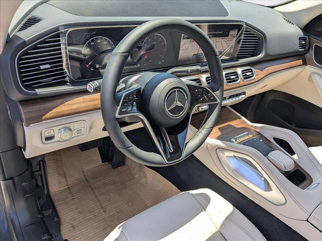 Photo of 2025 Polar White Mercedes-Benz GLE 350