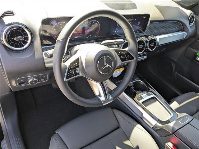 Photo of 2025 Night Black Mercedes-Benz GLB 250