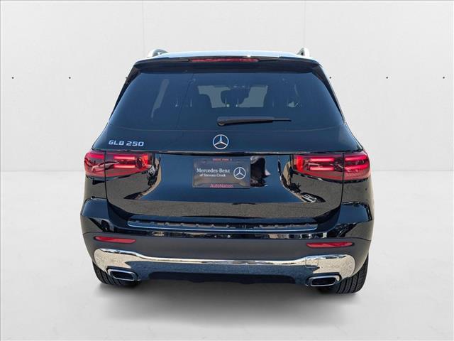 Photo of 2025 Night Black Mercedes-Benz GLB 250