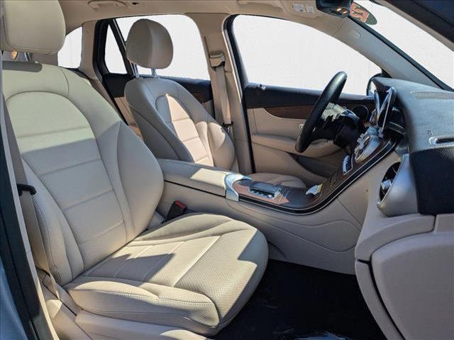 Photo of 2022 Cirrus Silver Metallic Mercedes-Benz GLC 300