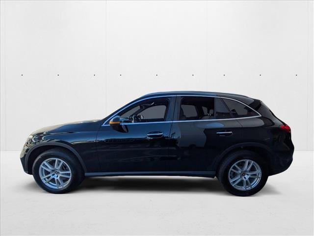 Photo of 2025 Black Mercedes-Benz GLC 300