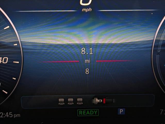 Photo of 2025 Polar White Mercedes-Benz GLC 350e