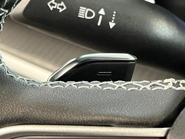 Photo of 2025 Diamond Black Jeep Grand Cherokee L