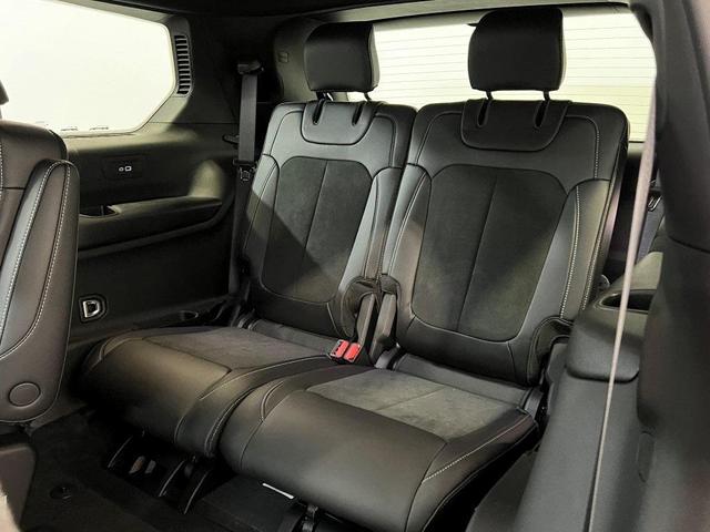 Photo of 2025 Diamond Black Jeep Grand Cherokee L