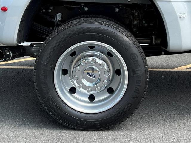 Photo of 2025 Avalanche Ford F-450